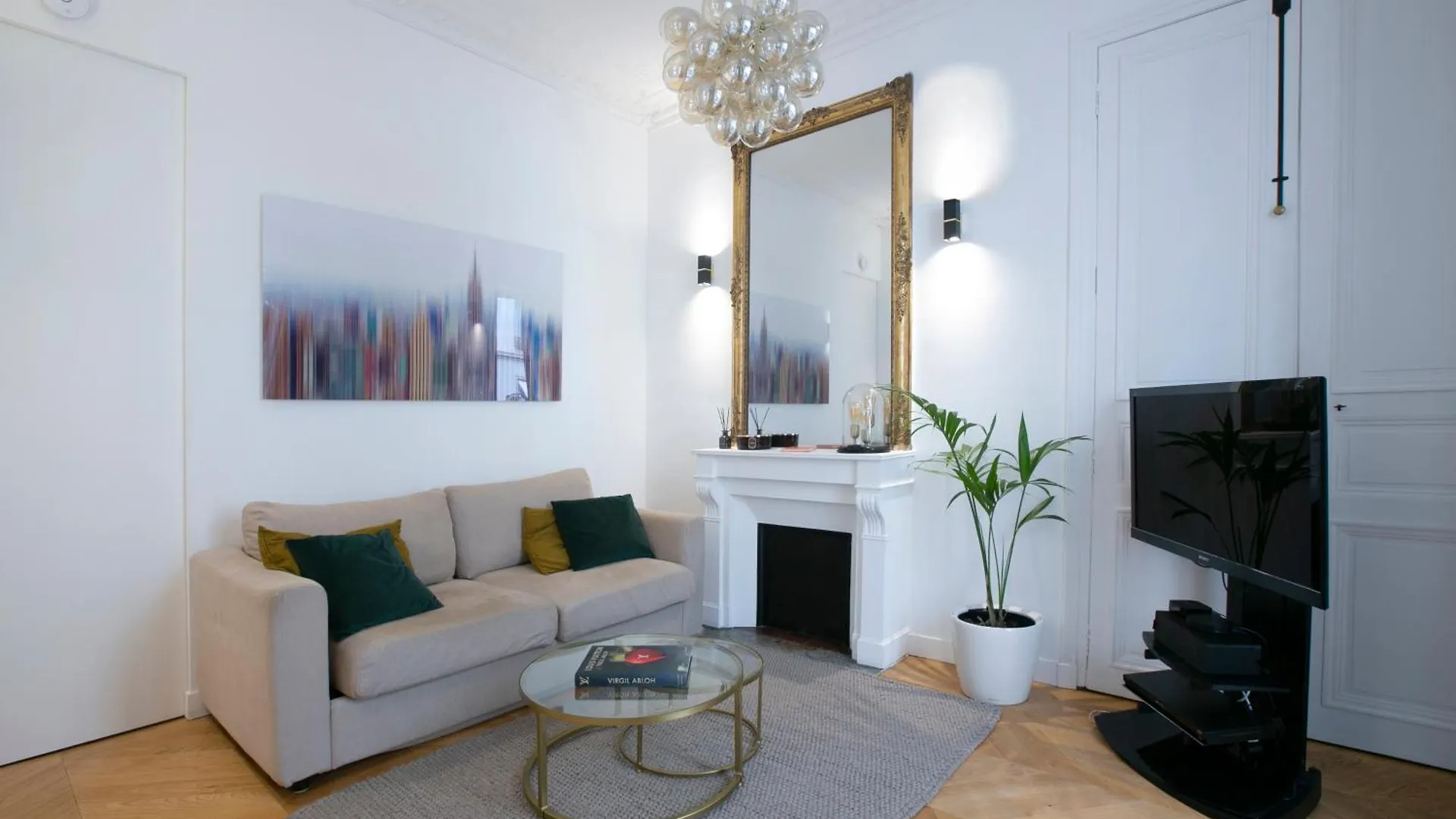 Classy 2 Bedroom Apartment - G03 Paris