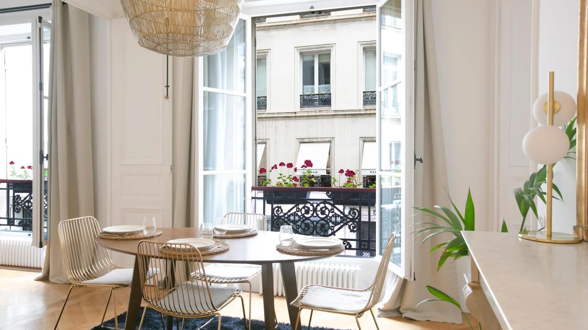 Classy 2 Bedroom Apartment - G03 Paris