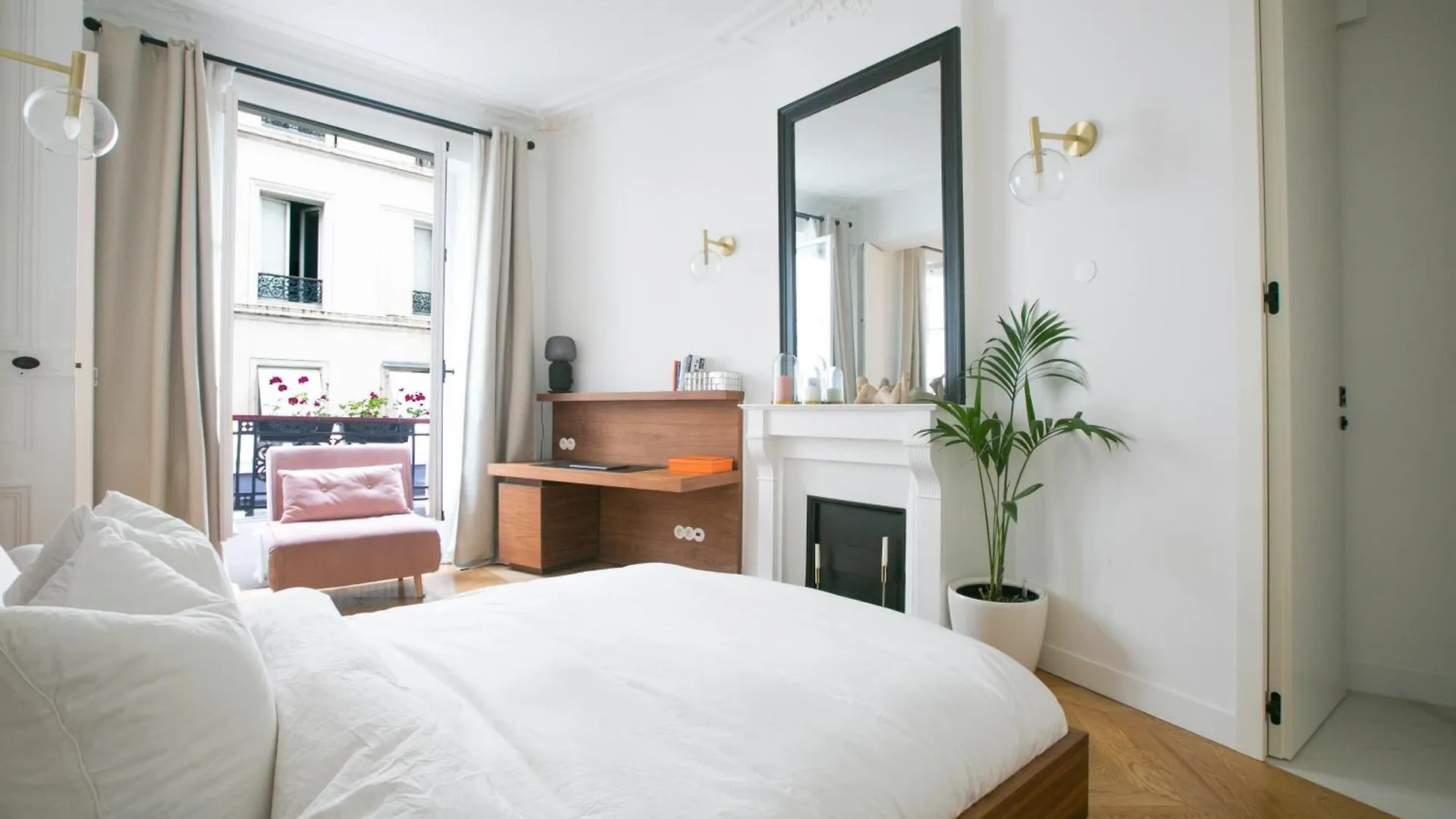 Classy 2 Bedroom Apartment - G03 Paris 0*,  France